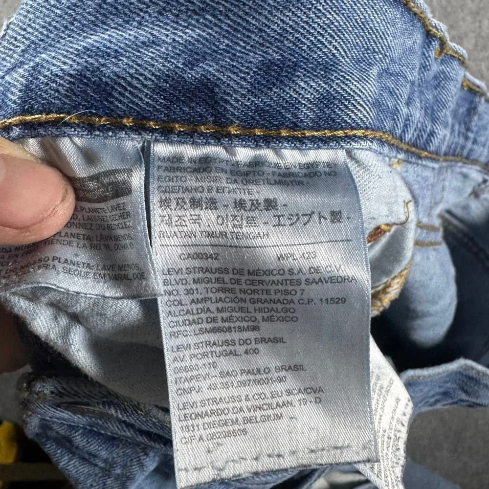 Levi's 501 Original Fit‎ Mens Light Wash Blue Straight Leg Denim Jeans 36x30